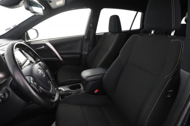 Toyota Rav4 image 3