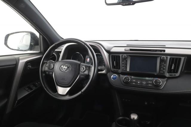 Toyota Rav4 image 2
