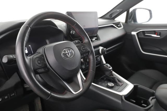 Toyota Rav4 image 7
