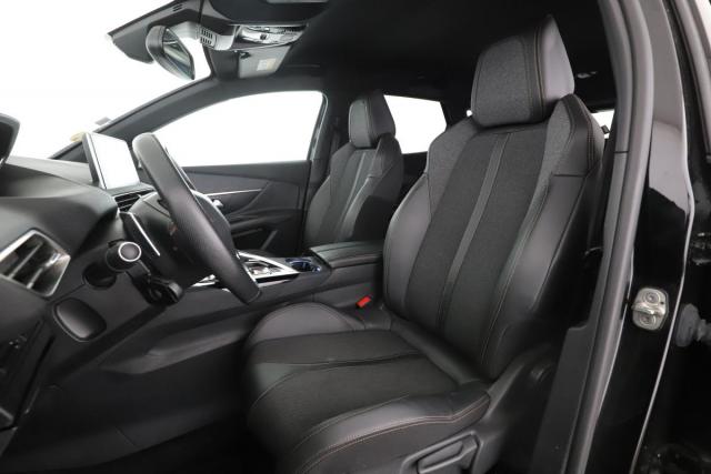 Peugeot 3008 image 2