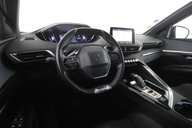 Peugeot 3008 image 3