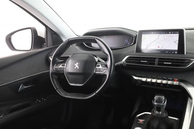 Peugeot 3008 image 9