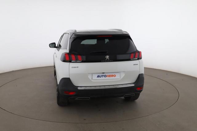 Peugeot 5008 image 8