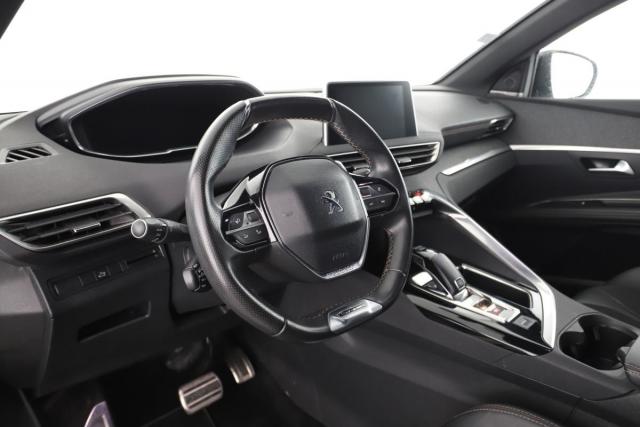 Peugeot 5008 image 6
