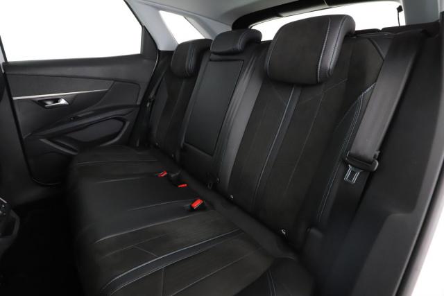 Peugeot 3008 image 9