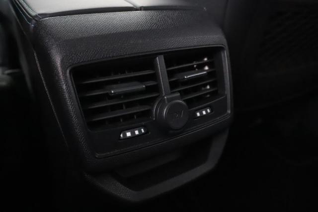 Peugeot 3008 image 3