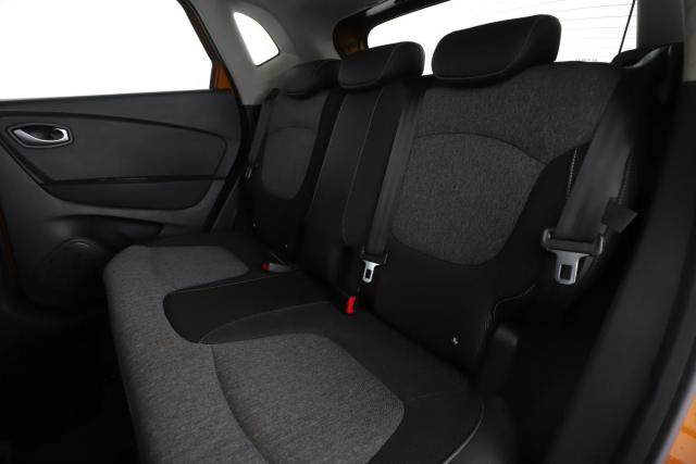 Renault Captur image 2