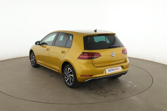 Volkswagen Golf image 7