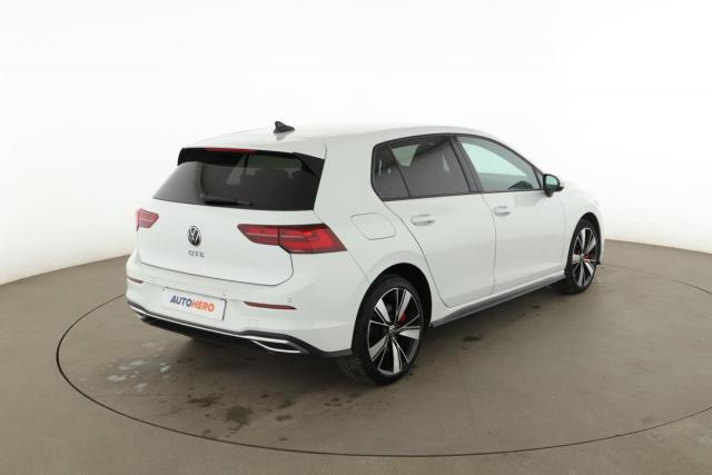 Volkswagen Golf image 8