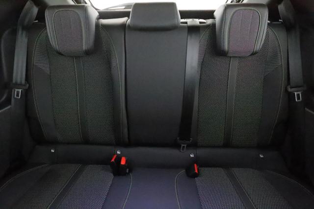 Peugeot 208 image 1