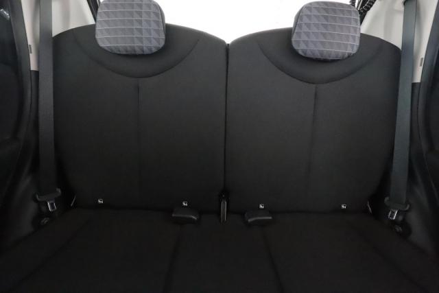 Peugeot 108 image 1