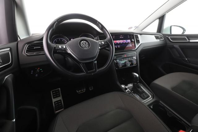 Volkswagen Golf Sportsvan image 2