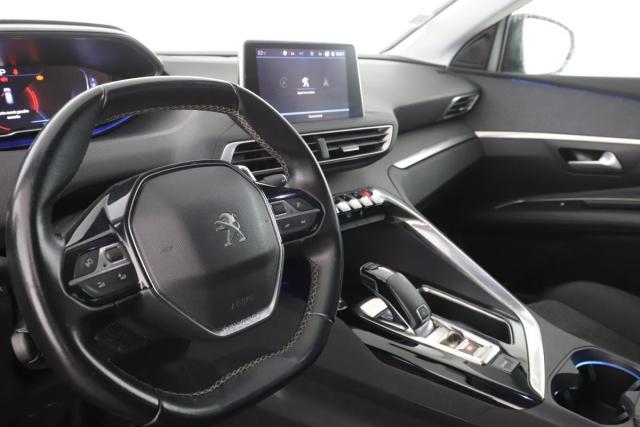 Peugeot 3008 image 3