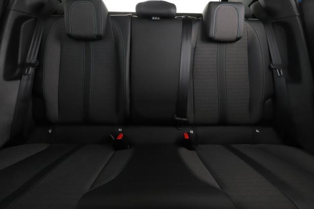 Peugeot 2008 image 1
