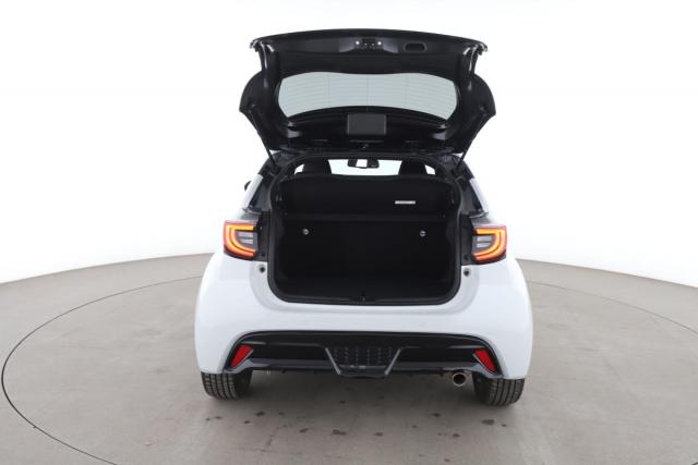 Toyota Yaris image 9