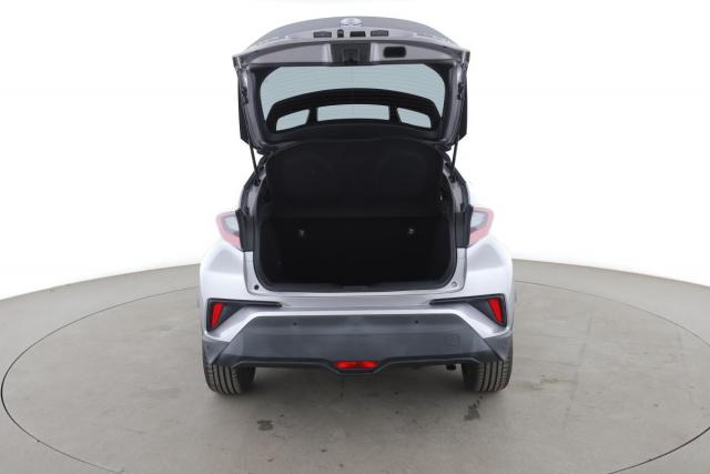 Toyota C-Hr image 2