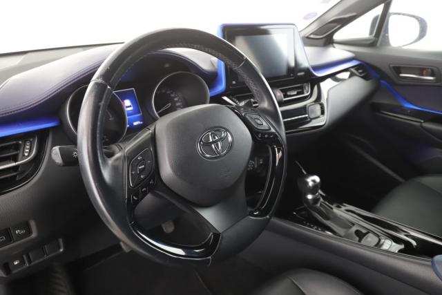 Toyota C-Hr image 3