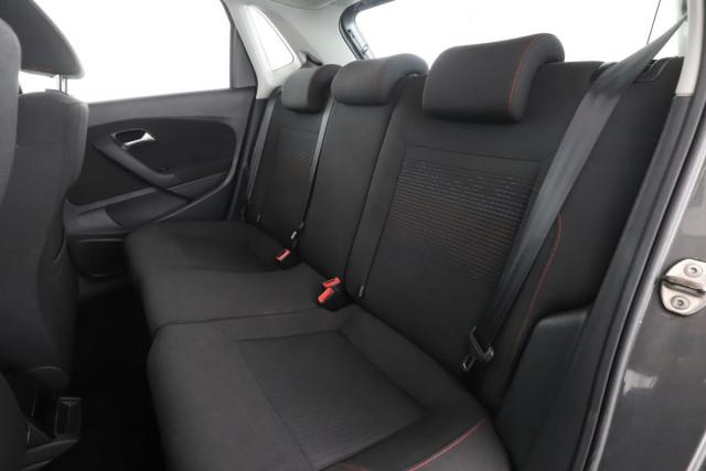 Volkswagen Polo image 6