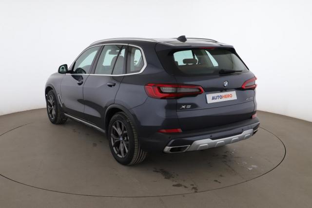 Bmw X5 image 2