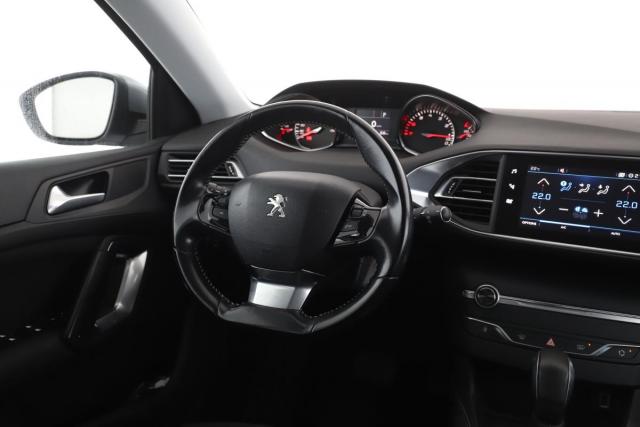 Peugeot 308 image 2