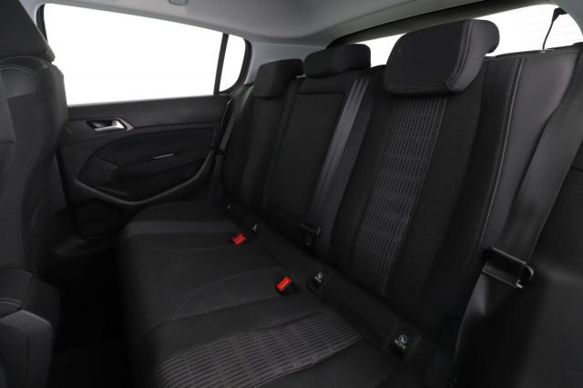 Peugeot 308 image 3