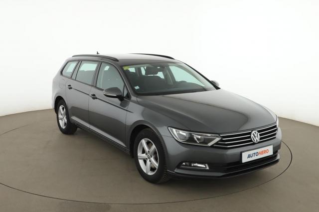 Volkswagen Passat Sw image 1