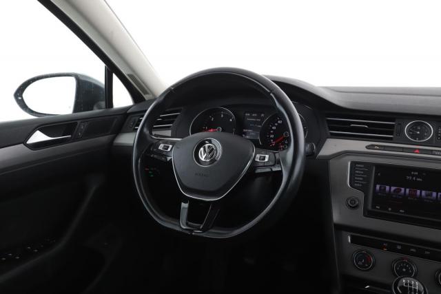 Volkswagen Passat Sw image 5