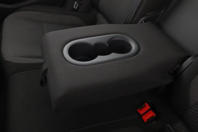 Volkswagen Passat Sw image 2
