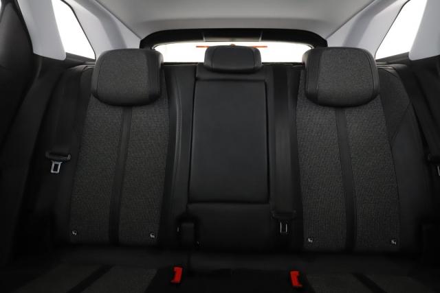 Peugeot 3008 image 9