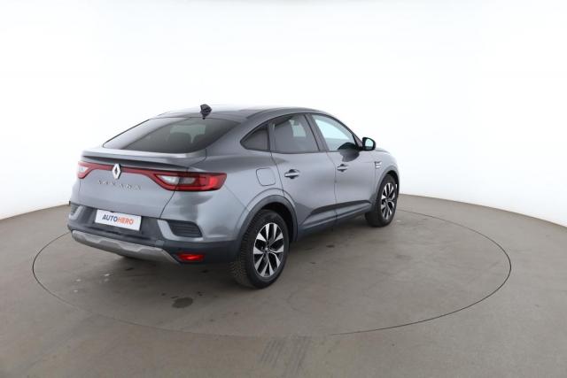 Renault Arkana image 2