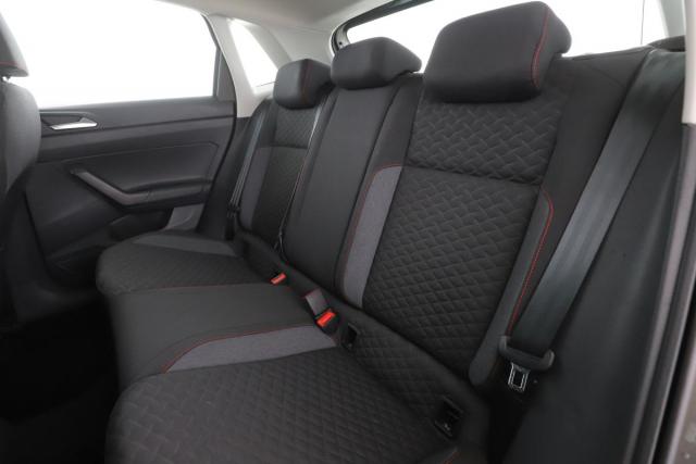 Volkswagen Polo image 8