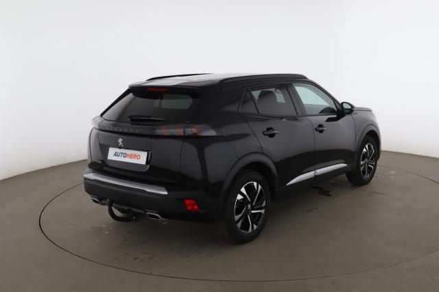Peugeot 2008 image 3