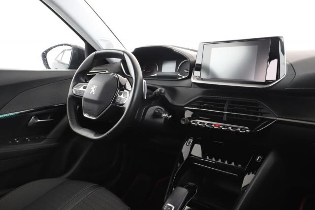 Peugeot 2008 image 9
