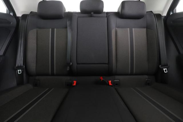 Volkswagen T-Roc image 4