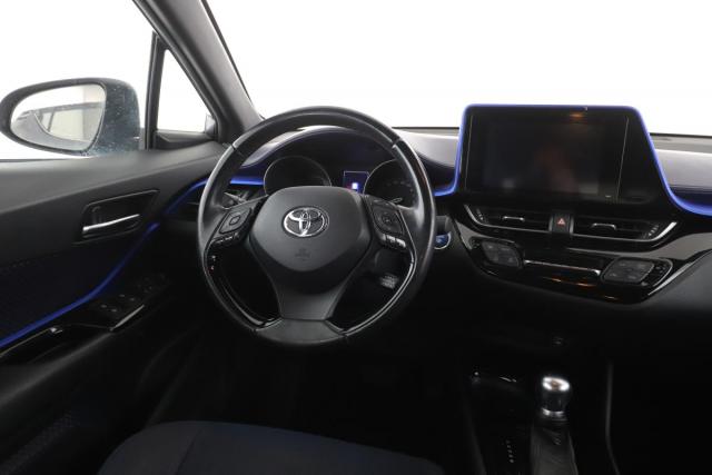 Toyota C-Hr image 7
