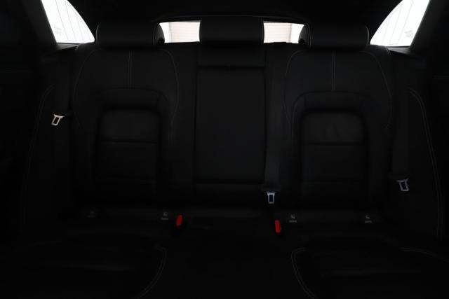 Jaguar F-Pace image 4
