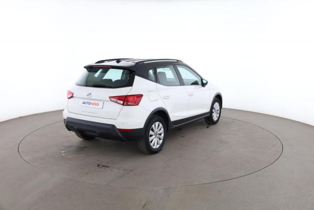Seat Arona image 3