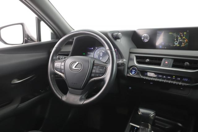Lexus Ux image 3