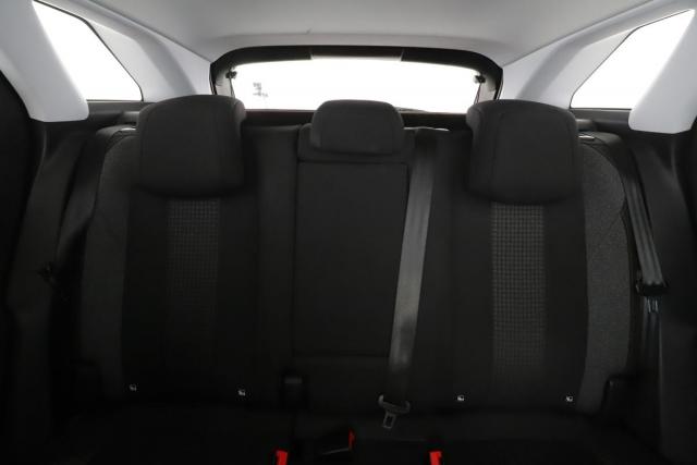 Peugeot 3008 image 3