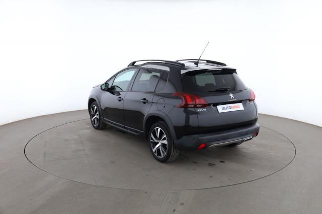 Peugeot 2008 image 8