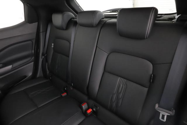 Nissan Juke image 7