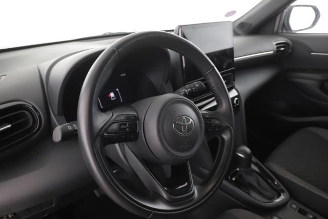 Toyota Yaris Cross image 9