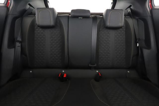Peugeot 2008 image 3