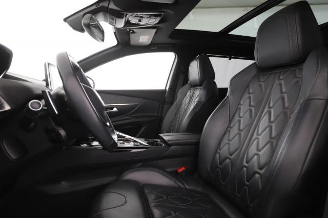 Peugeot 5008 image 9