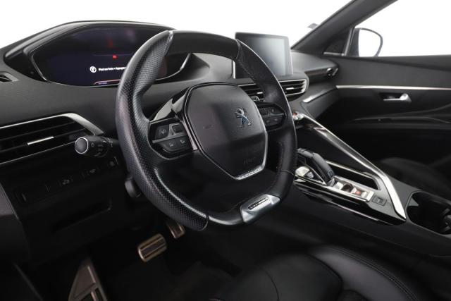 Peugeot 5008 image 1