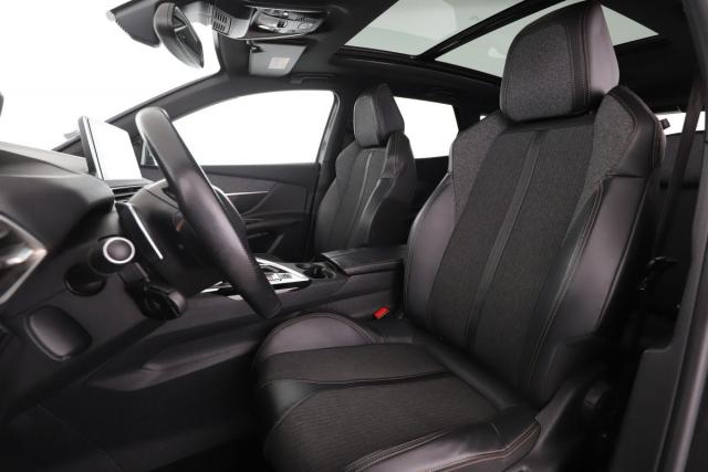 Peugeot 3008 image 3