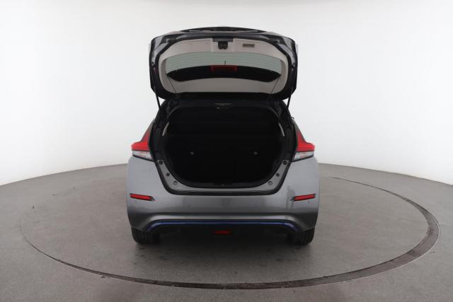 Nissan Leaf image 4