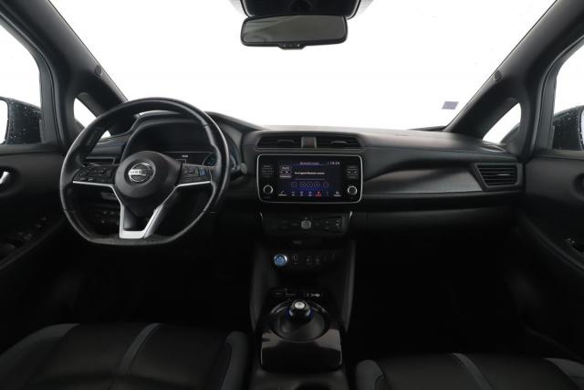 Nissan Leaf image 6