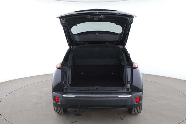 Peugeot 2008 image 9