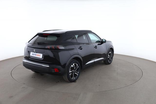 Peugeot 2008 image 2